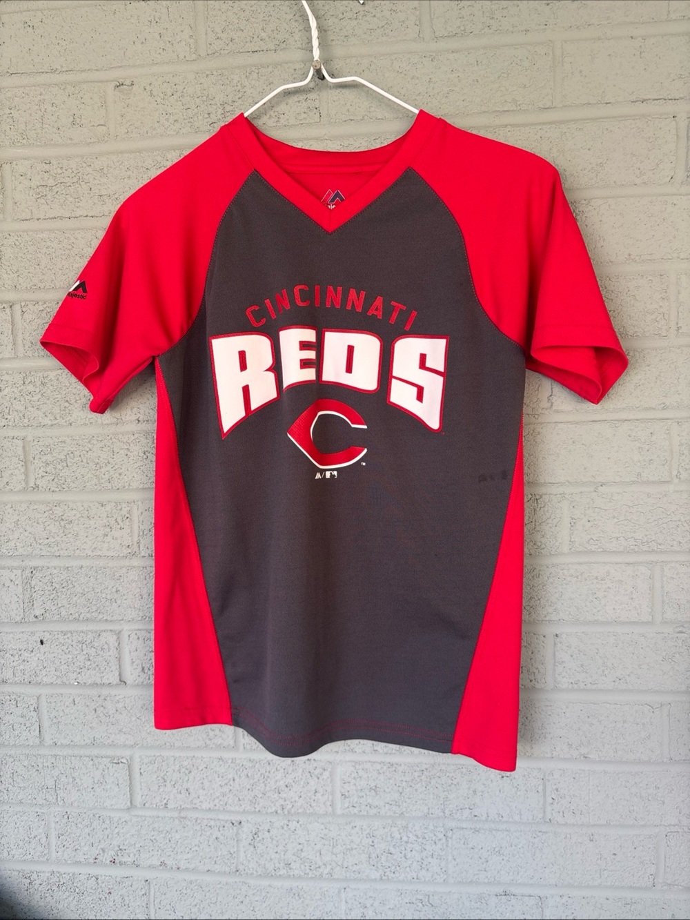Majestic Red and Charcoal V-Neck Baseball Tee